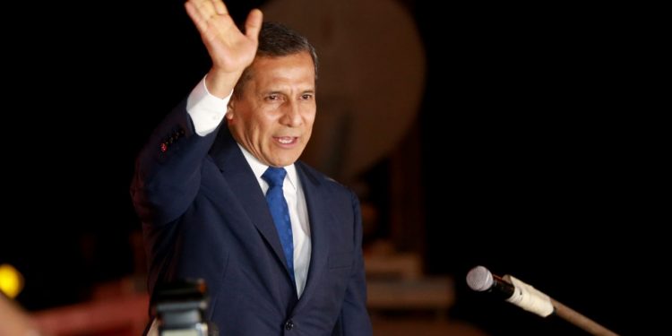 “Nos quedamos en el Perú para colaborar con la justicia”